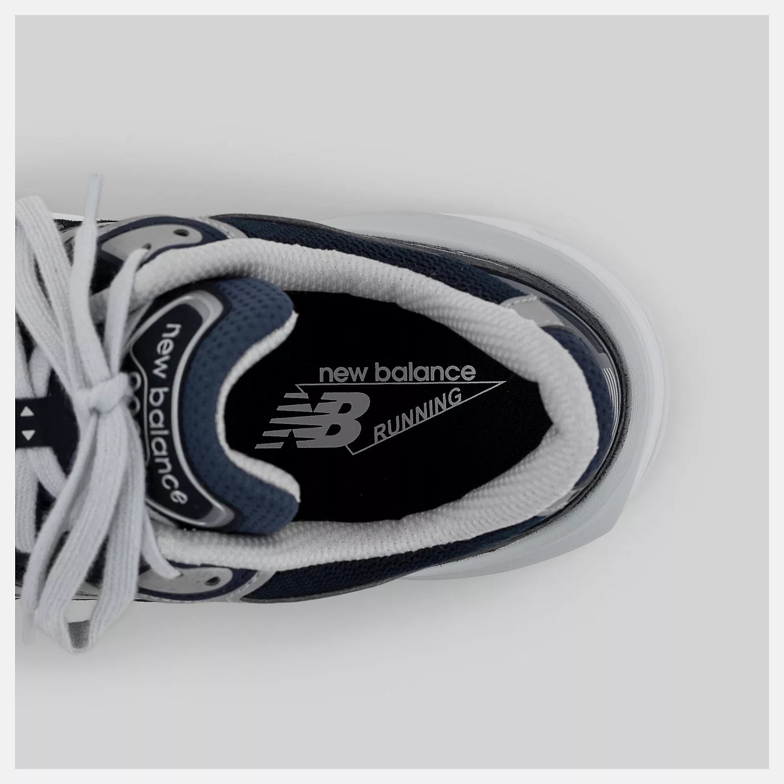 New Balance Women's Made in USA 990v6 Running Shoes - Navy with White